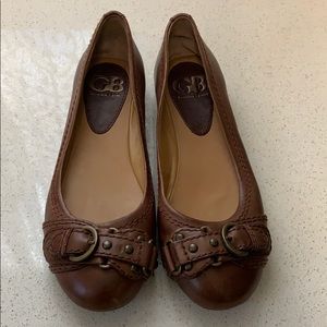 GB Gianni Bini Brown Leather Flats SZ 6